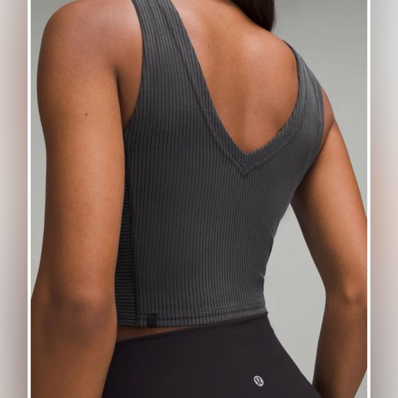 Lululemon Reversible Tank - Picture 7 of 8